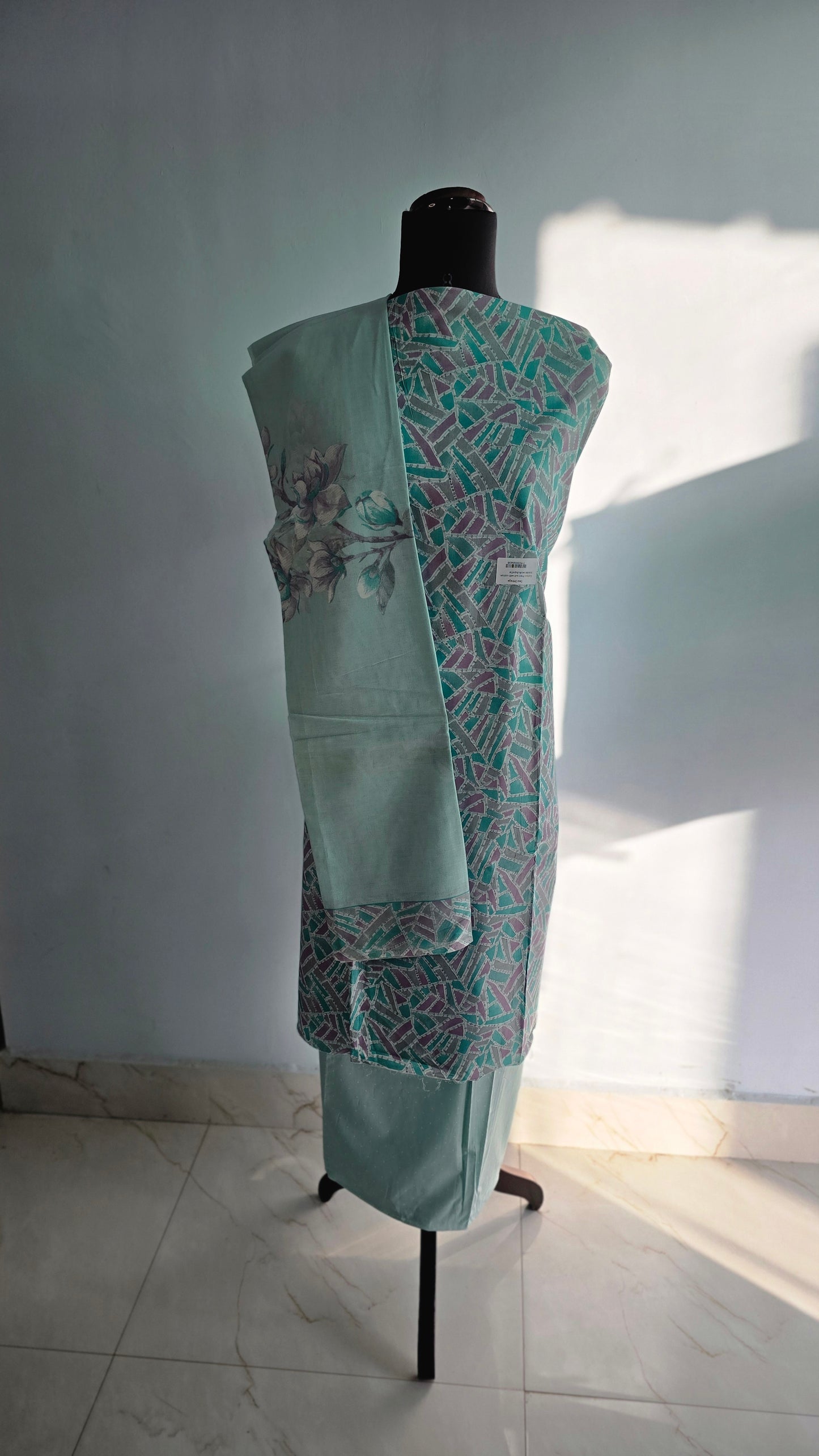 Premium cotton suit with broad border dupatta